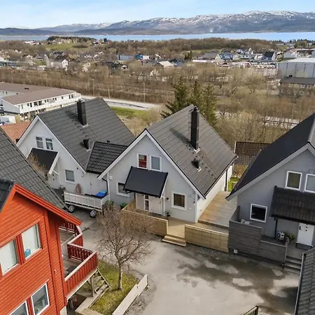 Three Bedroom Private House * Bodø