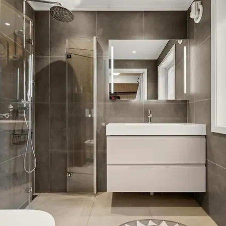 Three Bedroom Private House Feriehus *